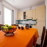 Callistos Trullo Torre Vado * 마리나 디 페스콜루스